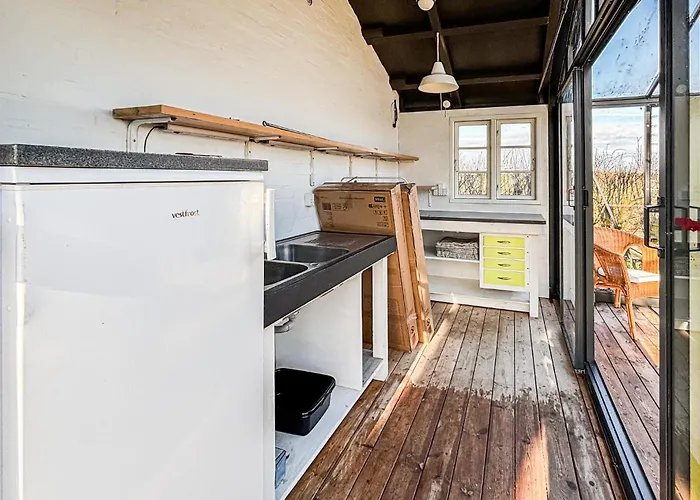 2 Bedroom Gorgeous In Prázdninový dům Haderslev